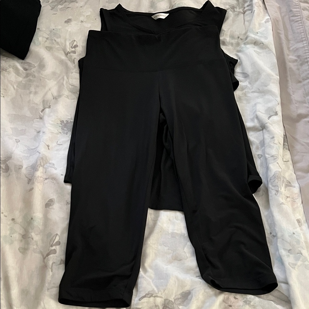 Kindred Bravely Elegant Black Pajama Set - Picture 3 of 3